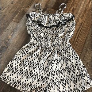 Black and White Romper - S(7/8)